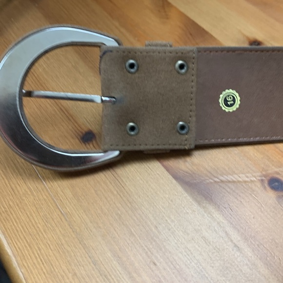 Tan Suede Belt - Picture 3 of 5
